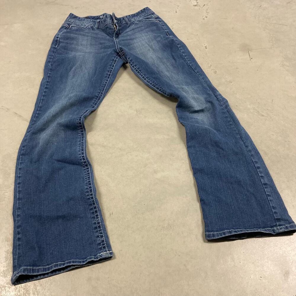 Y2k Maurice’s low rise bootcut jeans 31x32
